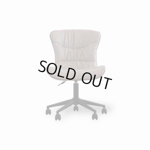 DYGN Chair　オフィスチェア　家具店ライノ