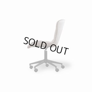 DYGN Chair　オフィスチェア　家具店ライノ