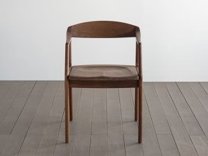 ユナ　アームチェア 板座タイプ　家具店ライノ