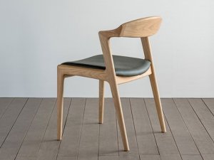 ユナ　セミアームチェア　家具店ライノ