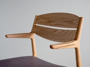 ユーロS　セミアームチェア　家具店ライノ