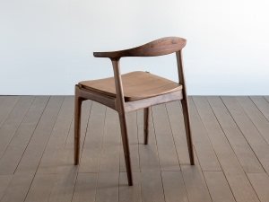オメガ2 WS　セミアームチェア　家具店ライノ