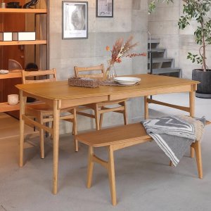 Herit.　ダイニングテーブル　家具店ライノ