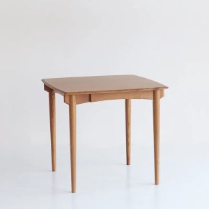Herit.　ダイニングテーブル　家具店ライノ