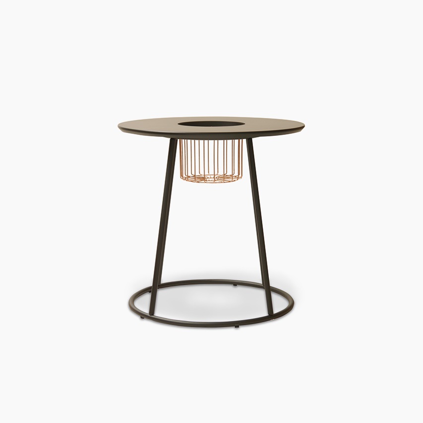 BT 550 Side Table サイドテーブル　家具店ライノ