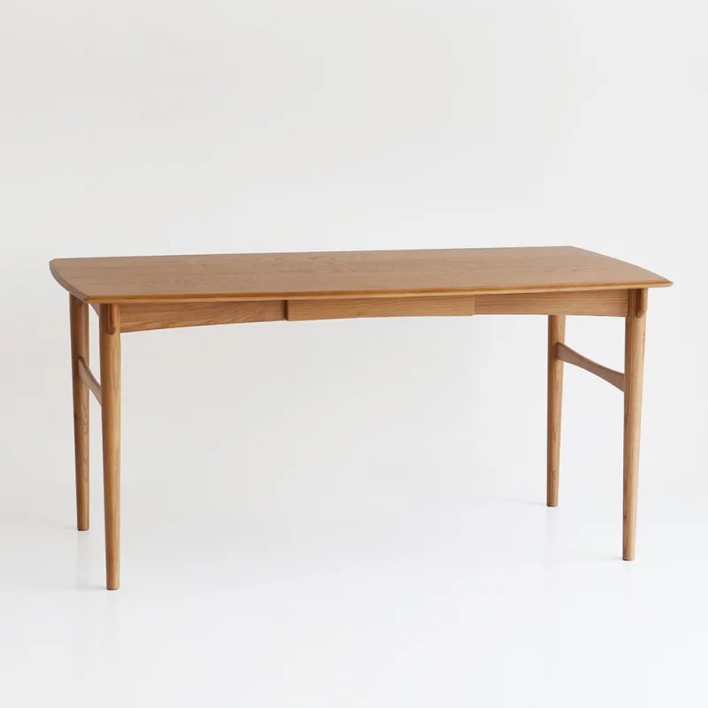 Herit.　ダイニングテーブル　家具店ライノ