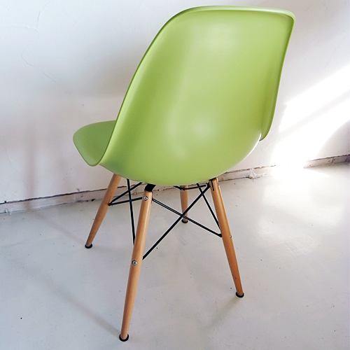 画像: イームズ サイドシェルチェア　（Eames Shell Side Chair）　グリーン